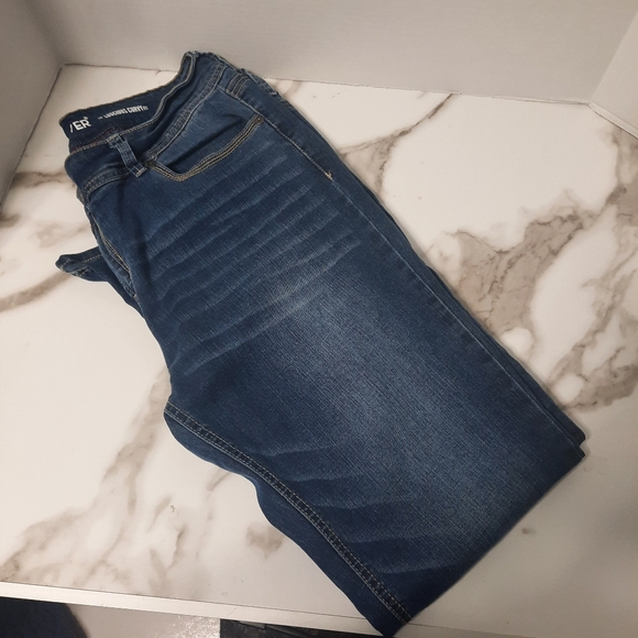 Wallflower Luscious Curvy Women's Jeans Size 17 Blue Denim Boot Cut 34x31 - Picture 7 of 10